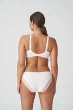 Load image into Gallery viewer, Montara Full Cup Bra - 32F, 34F, 36F