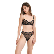 Load image into Gallery viewer, Meara Longline Bra - 38D, 34E, 36F, 32G