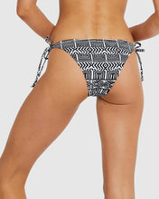 Load image into Gallery viewer, Calcutta Rio Side Tie Bikini Bottom - S
