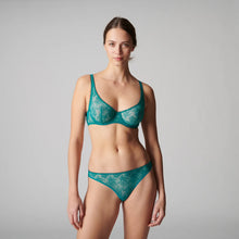 Load image into Gallery viewer, Opaline Curved Neckline Underwire Bra (B-F)

