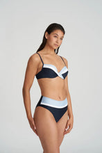 Load image into Gallery viewer, Sitges Plunge Bikini Top (B-E)

