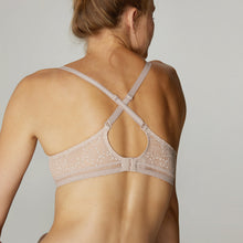 Load image into Gallery viewer, Comete Seamless Unlined Full Cup Bra - 32C, 36C, 30E, 38F, 36G, 30H
