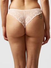 Load image into Gallery viewer, Fleurs Tanga
