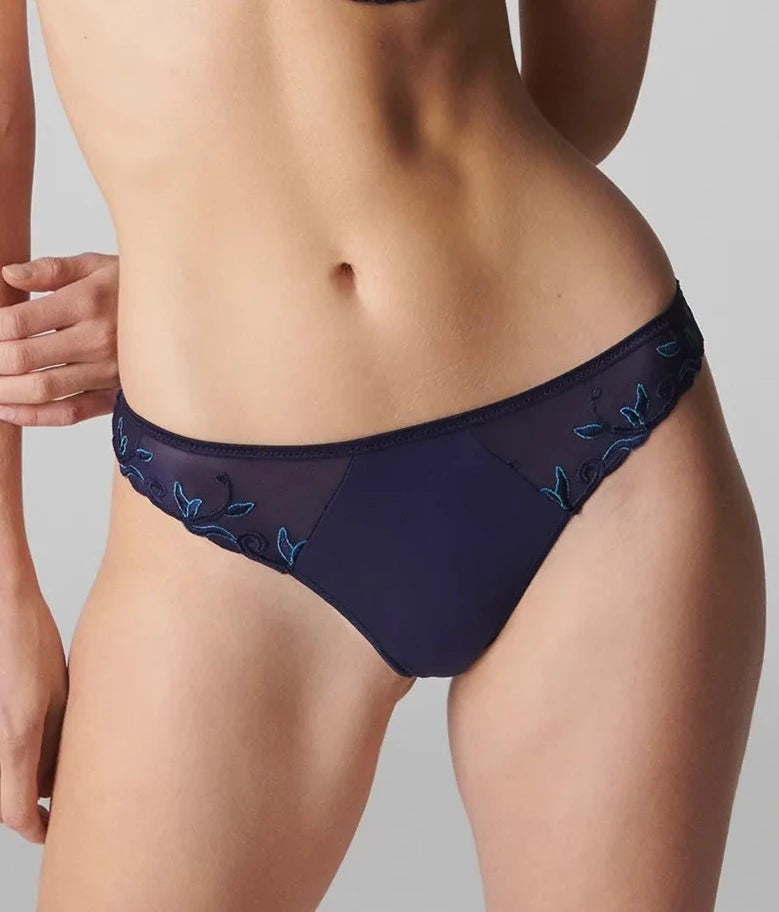 Andora Thong – Lingerie D'Amour
