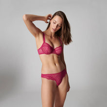Load image into Gallery viewer, Exotica Demi Bra
