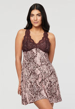Load image into Gallery viewer, Belle Epoque Lace T-Back Chemise (S-M)
