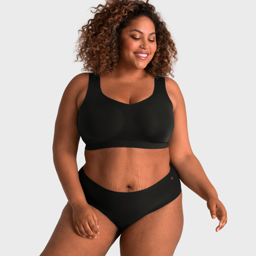 Collectibles Jamaica - Adelaide Black Banded Underwire Bra. Available from  sizes 36DDD to 42L. Love your curves! #kingston #jamaica #collectibles  #fashion #plussizefashion #bra #confident #effortless #blackbeauties  #jamaicanwoman #blackmagic