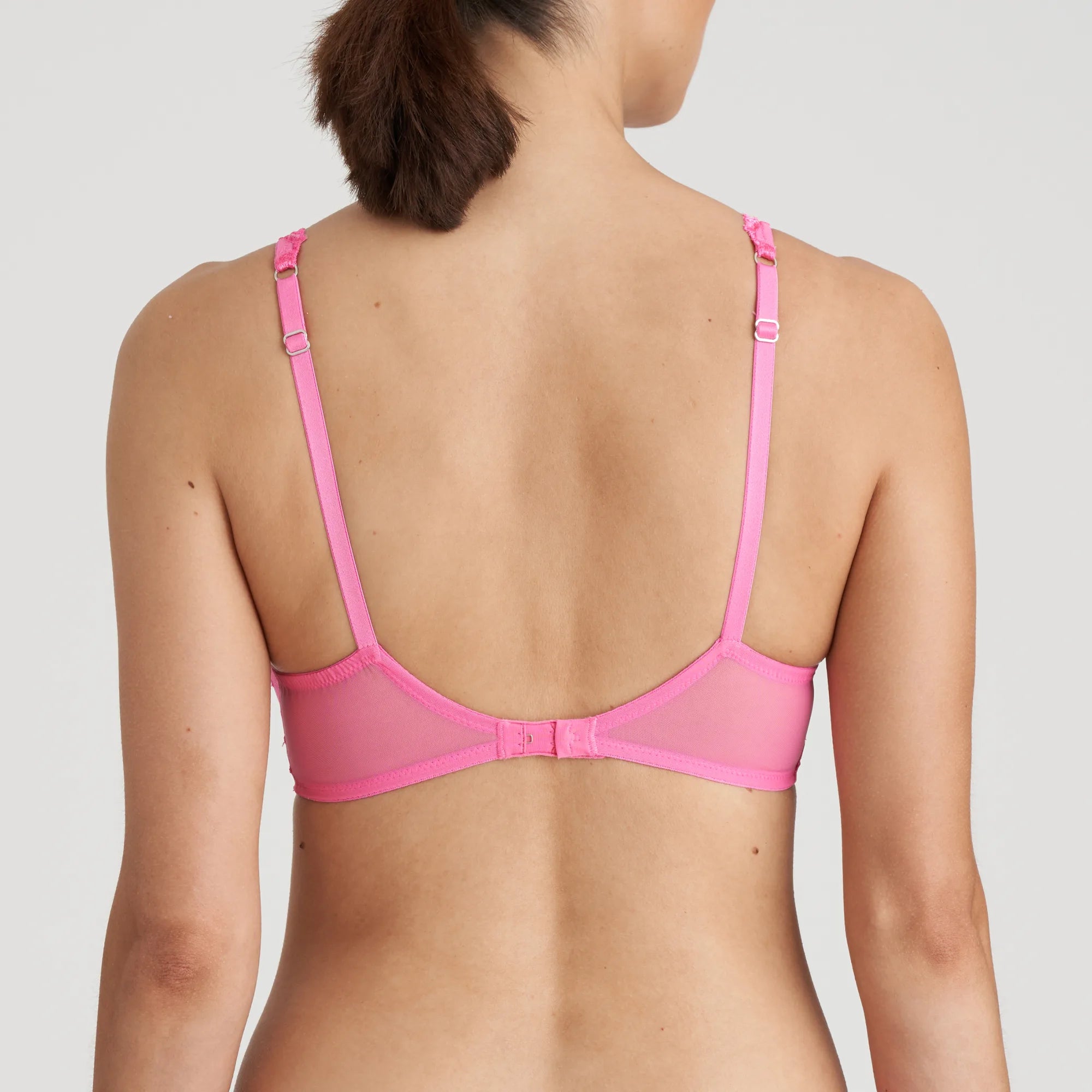https://lingeriedamour.ca/cdn/shop/products/eservices_marie_jo-lingerie-padded_bra-agnes-0102597-pink-3_3565136_jpg_1024x1024@2x.webp?v=1679687659