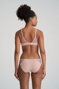 Louie Rio Brief