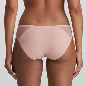 Louie Rio Brief