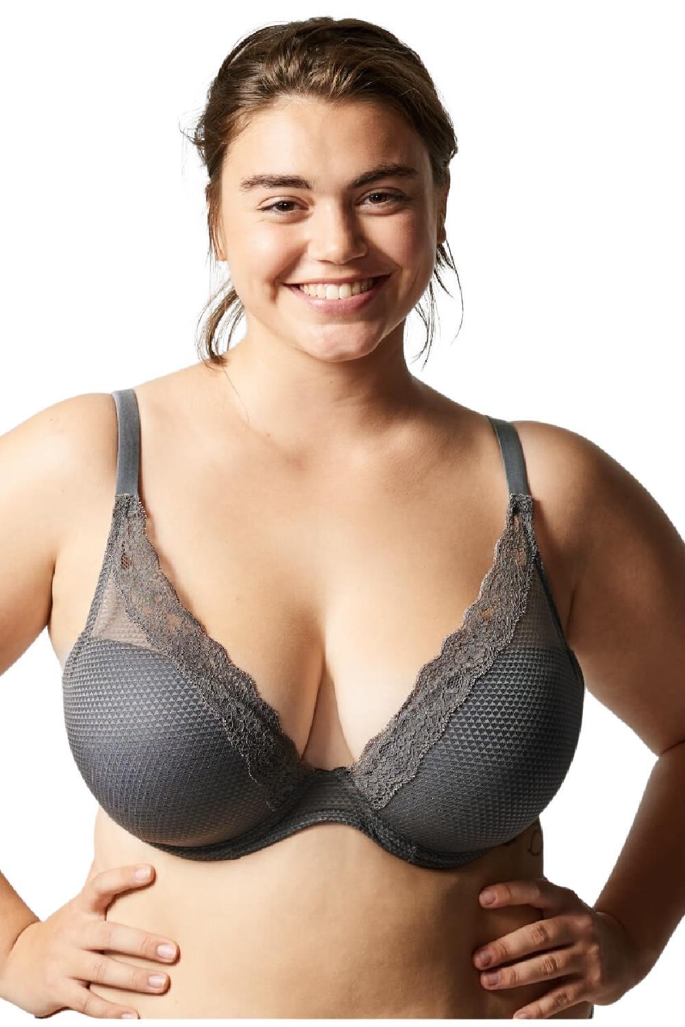 Cacique Molded cup Bra 38F . AA